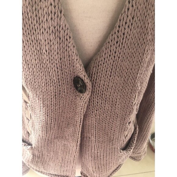 Bexley’s Long Sleeve Open Cardigan Sweater Sz Small / Pockets Leather Accents - Picture 3 of 7